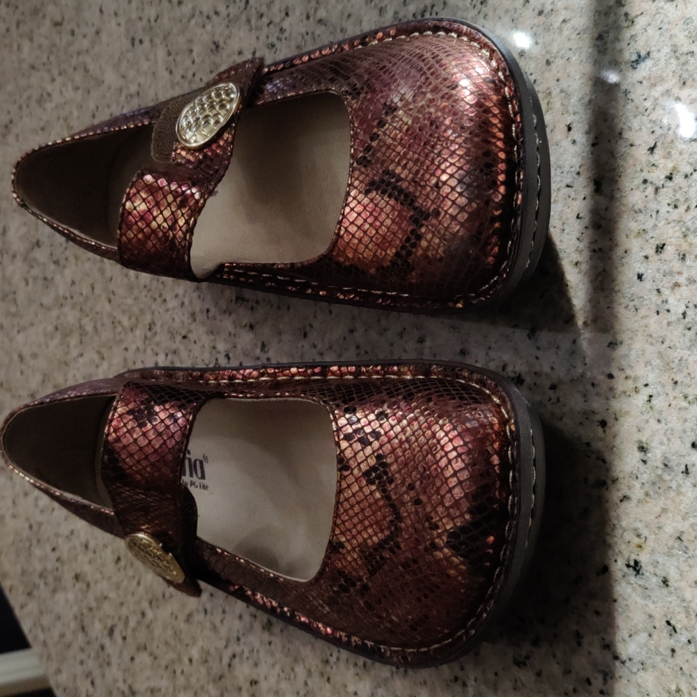 ALEGRIA SHOES